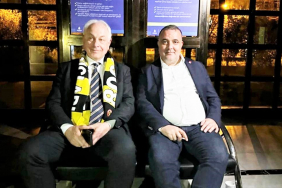 mahir-tastan-koselerin-arkasindayim