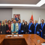 Beykoz akademisyenleri yeni ünvanları taçlandırdı